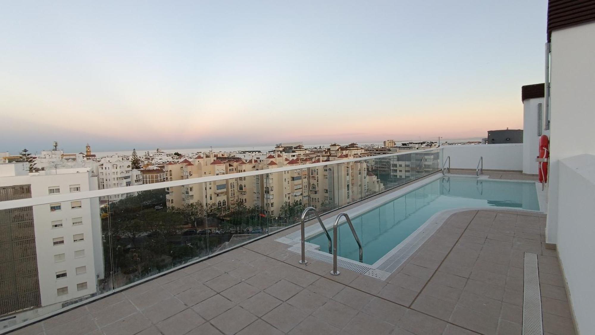 Oasis In Estepona With Parking 5Min From The Beach ภายนอก รูปภาพ